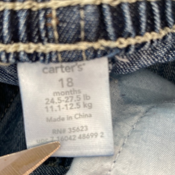 Carter’s Kids jeans with embroidered pink flowers size 18 months - Picture 4 of 4